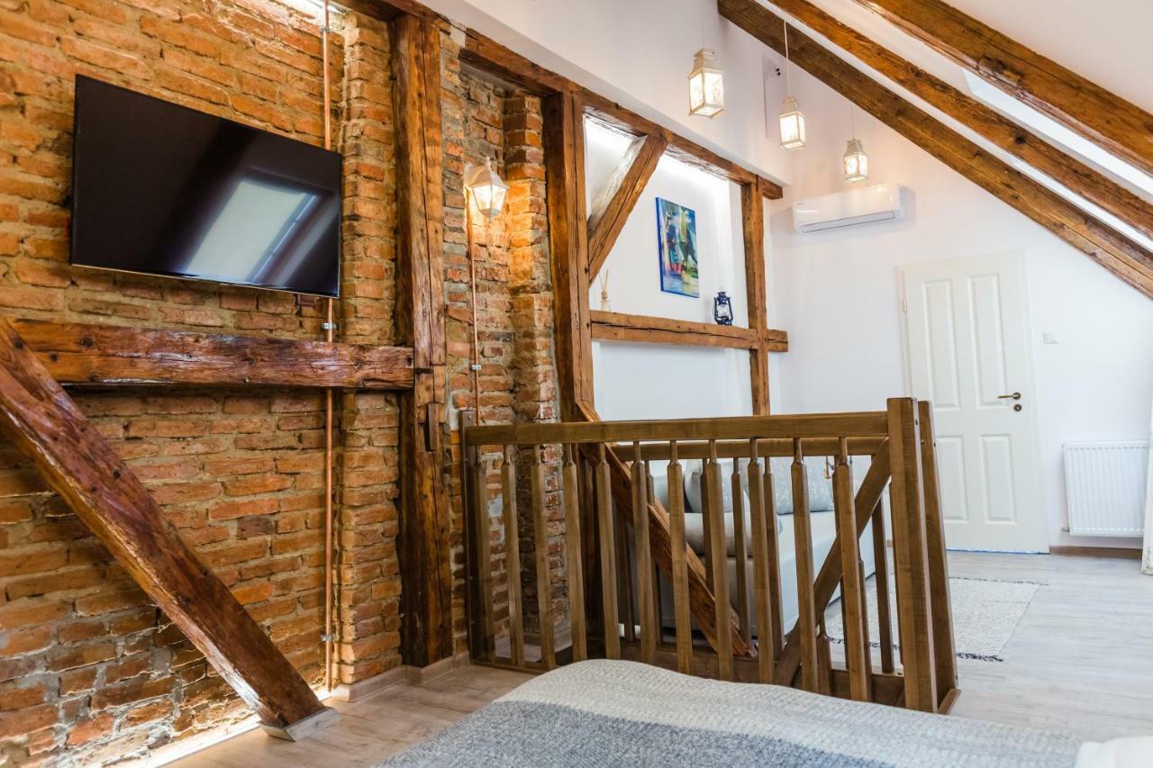 Casa Carolina Brasov Apartment Exterior photo